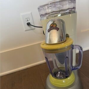 Margaritaville Cream and Yellow Blender